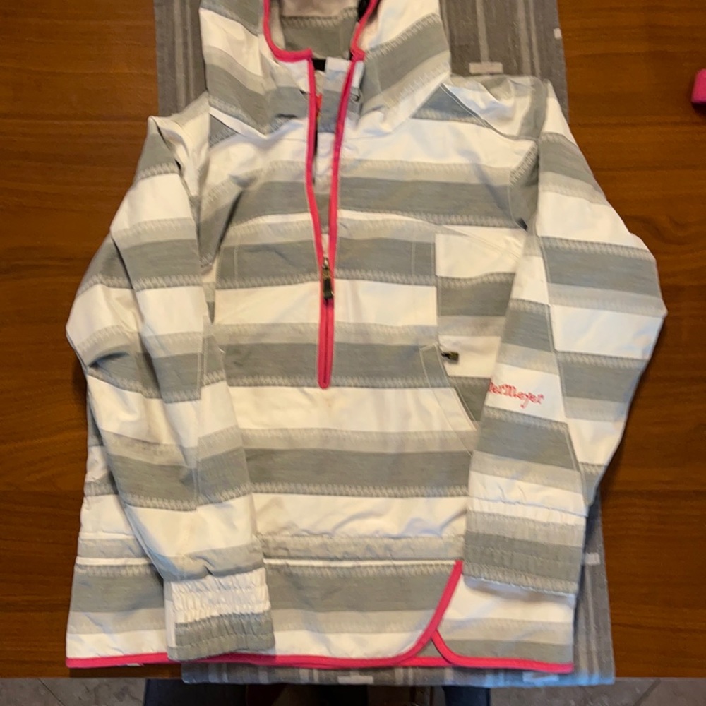 Adorable Girls Obermeyer ski jacket with adjustable hood